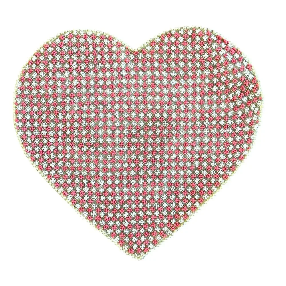 Cupcakes and Cashmere Beaded Heart Shaped Placemat Charger Pink White Silver New